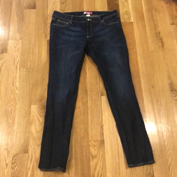 H&M Dark Wash Jeans Size 33 - Picture 1 of 5